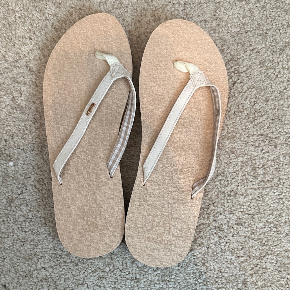 Kuailu Light Tan Flip Flops